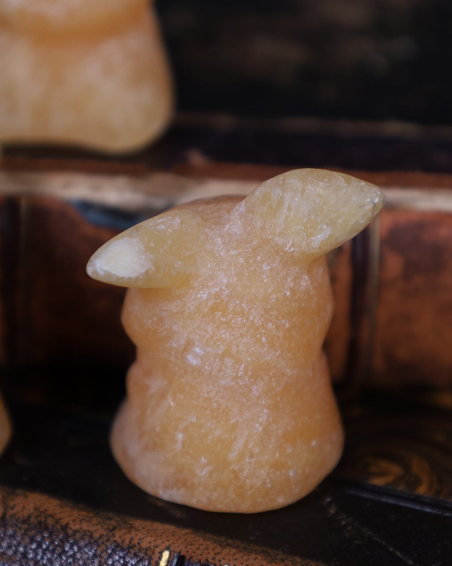 Pikachu Figur aus Orangen Calcit | ca. 3,5 cm