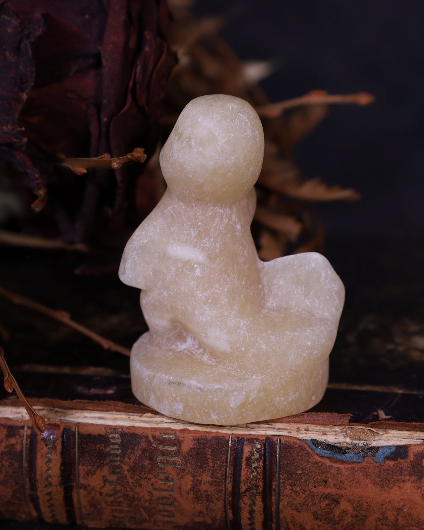 Glumanda Figur aus Orangen Calcit | ca. 6 cm