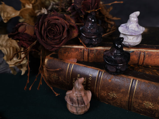 Kürbis mit Hexenhut aus Quartz | Handgeschnitzt – ca. 3 cm