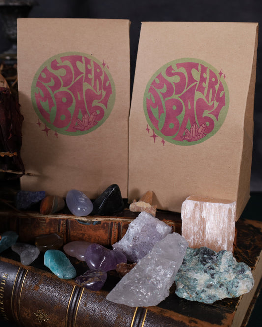 Kristall Mystery Bag – bis zu 20 verschiedene Steine, Fossilien & Natur-Schätze