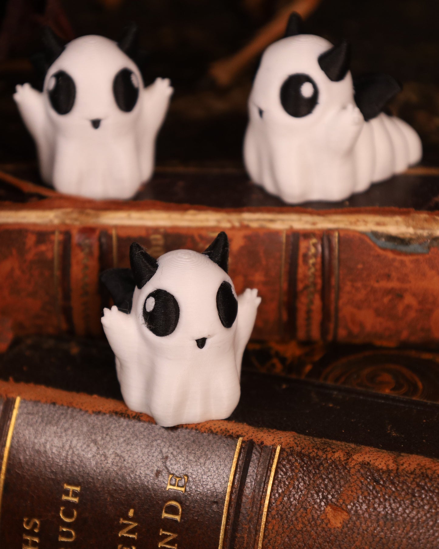 Cute little ghost figurines | 3D printed | approx. 3–4 cm tall